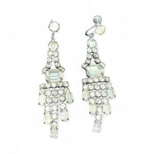 Vintage Chandelier Rhinestone Screw-back Earrings